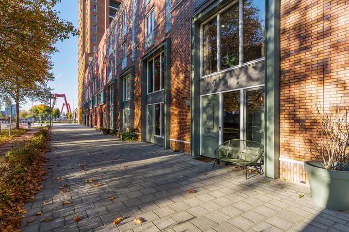 Foto 37 van Oranjeboomstraat 18-B