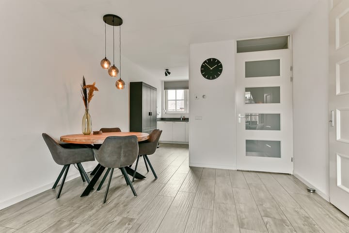 Photo 14 of Anna Boleynlaan 57