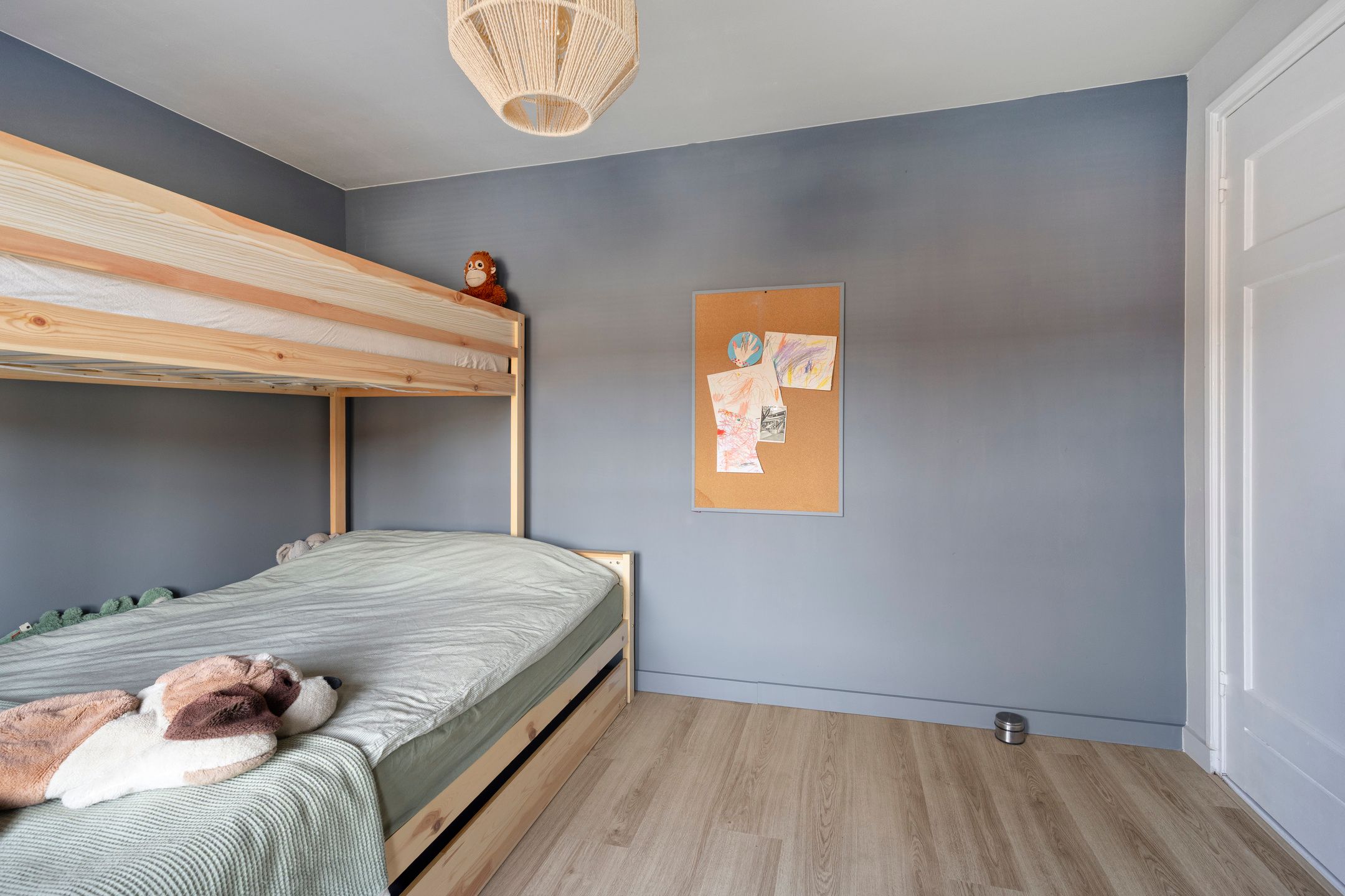 Photo 21 of Esdoornstraat 42