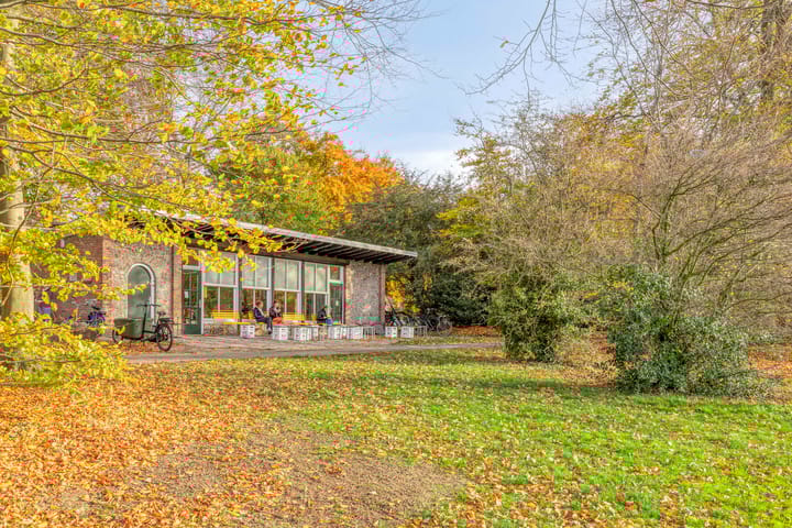 Foto 36 van Esdoornstraat 42