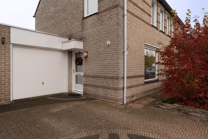 Photo 6 of Kamperfoelielaan 37