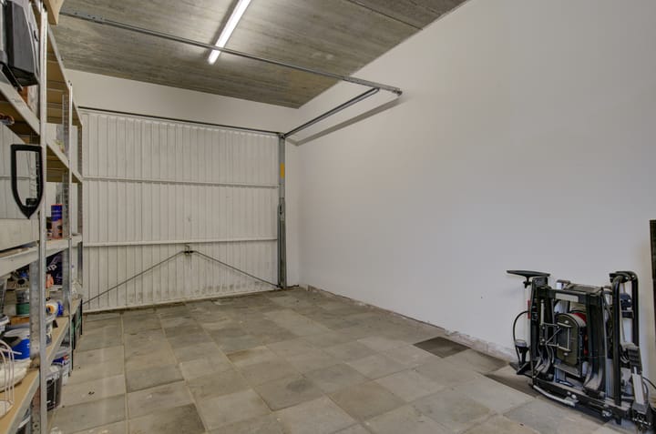 Photo 17 of Kamperfoelielaan 37