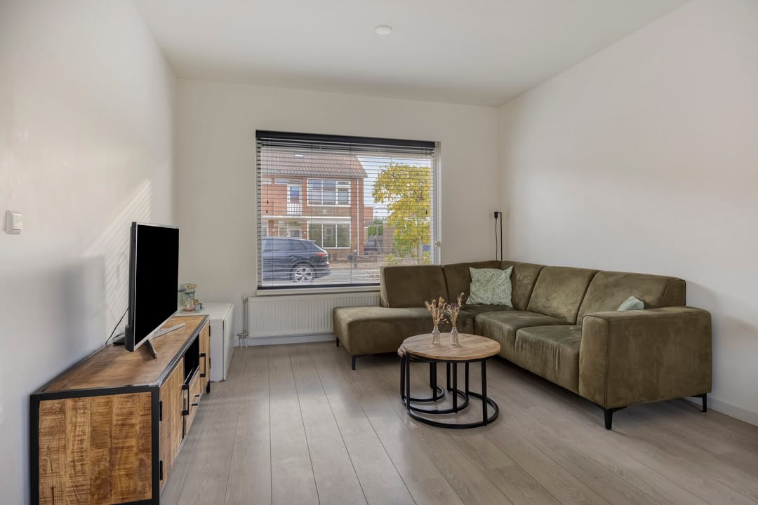 Photo 7 of Van Lennepstraat 79