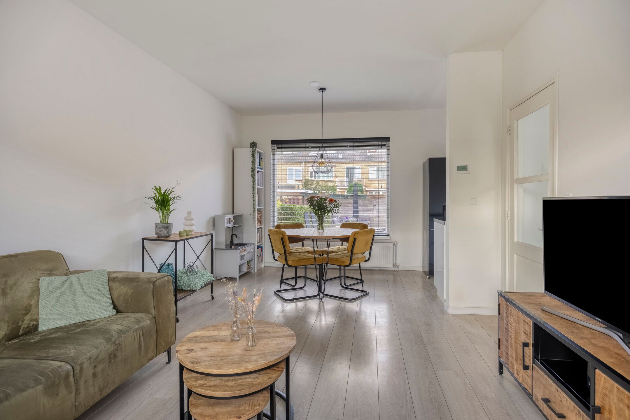 Photo 9 of Van Lennepstraat 79