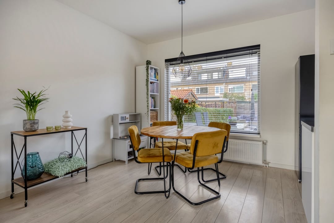 Photo 11 of Van Lennepstraat 79