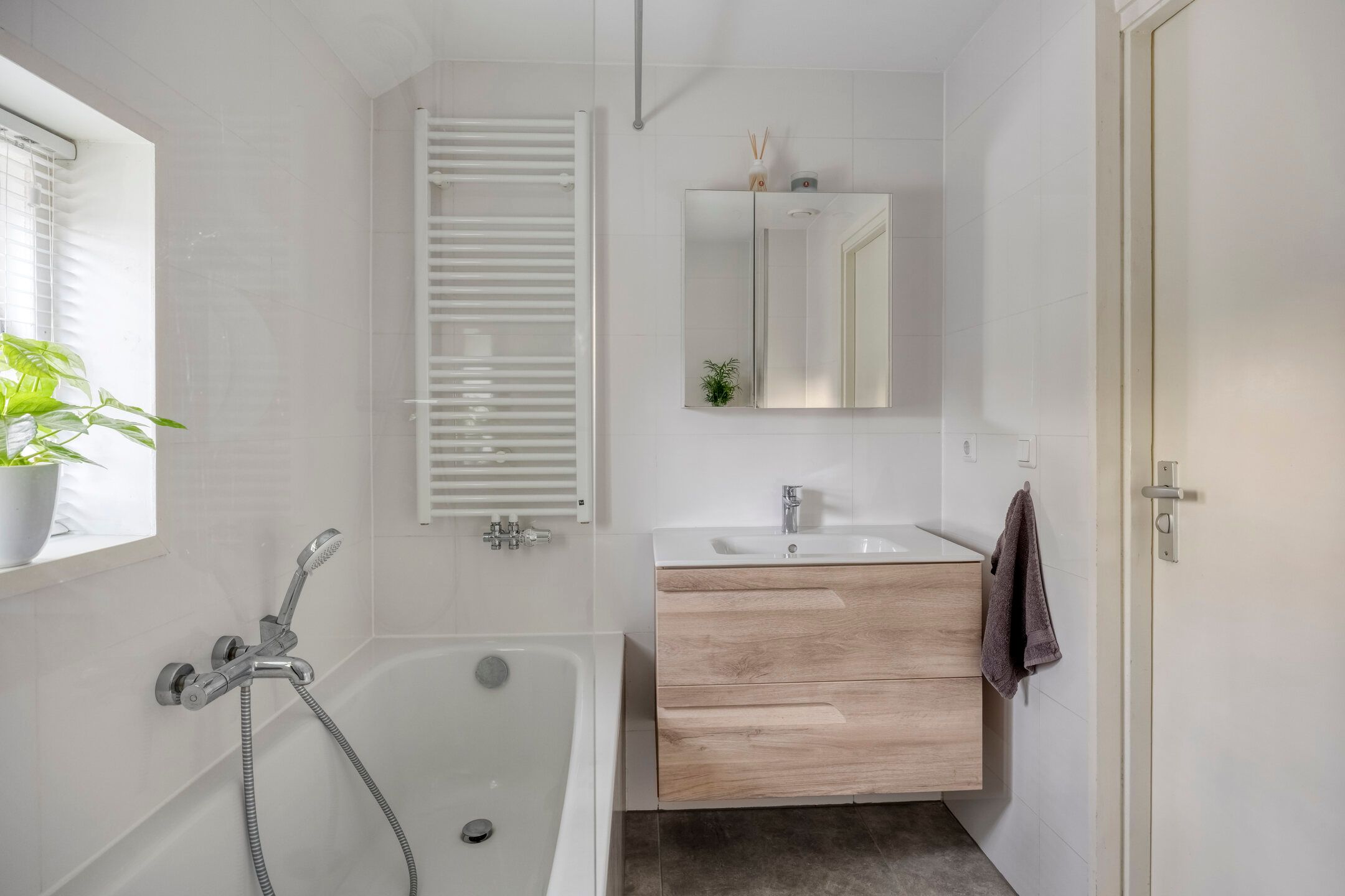 Photo 18 of Van Lennepstraat 79