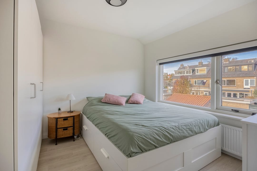 Photo 16 of Van Lennepstraat 79