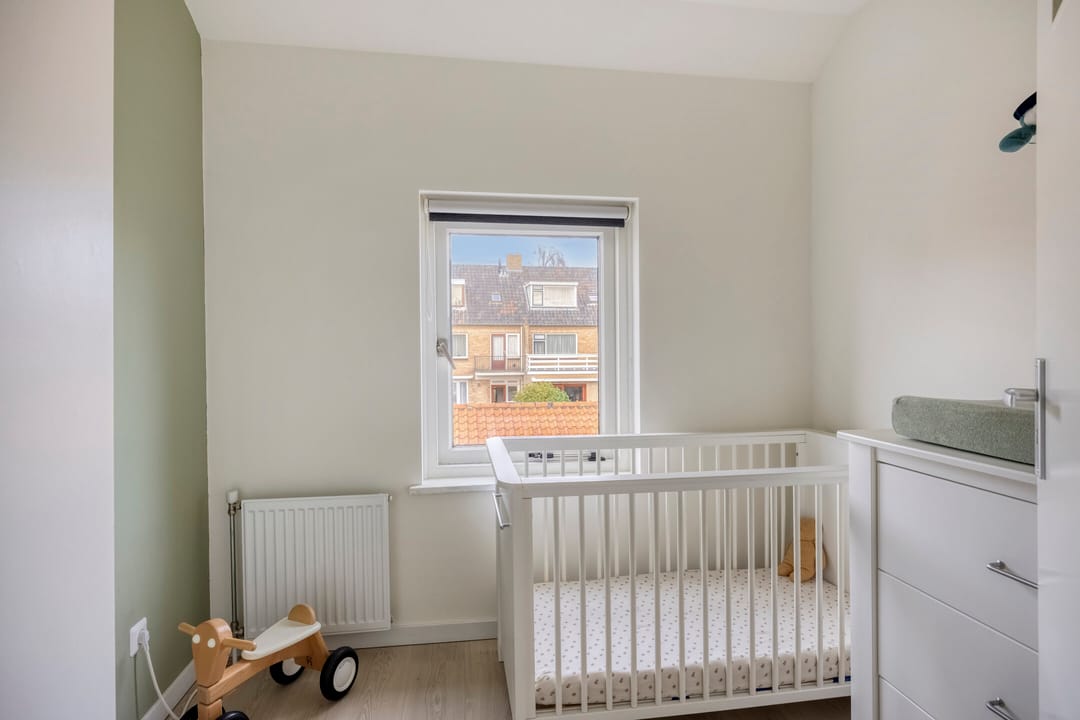 Photo 23 of Van Lennepstraat 79