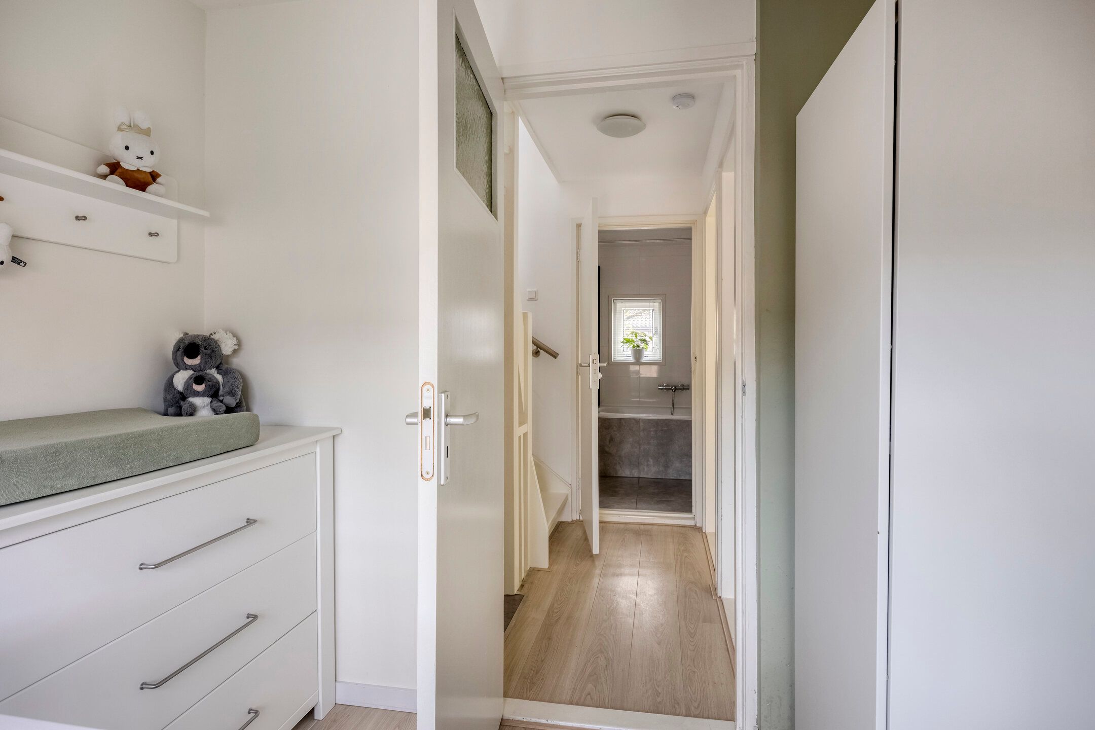 Photo 24 of Van Lennepstraat 79