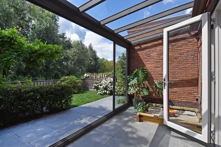 Photo 4 of Vossenzoom 245