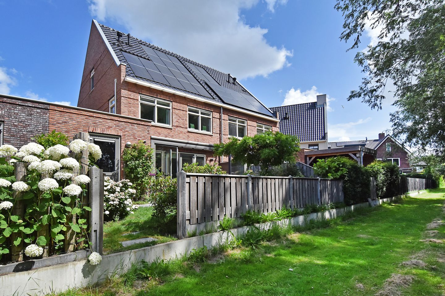 Photo 5 of Vossenzoom 245