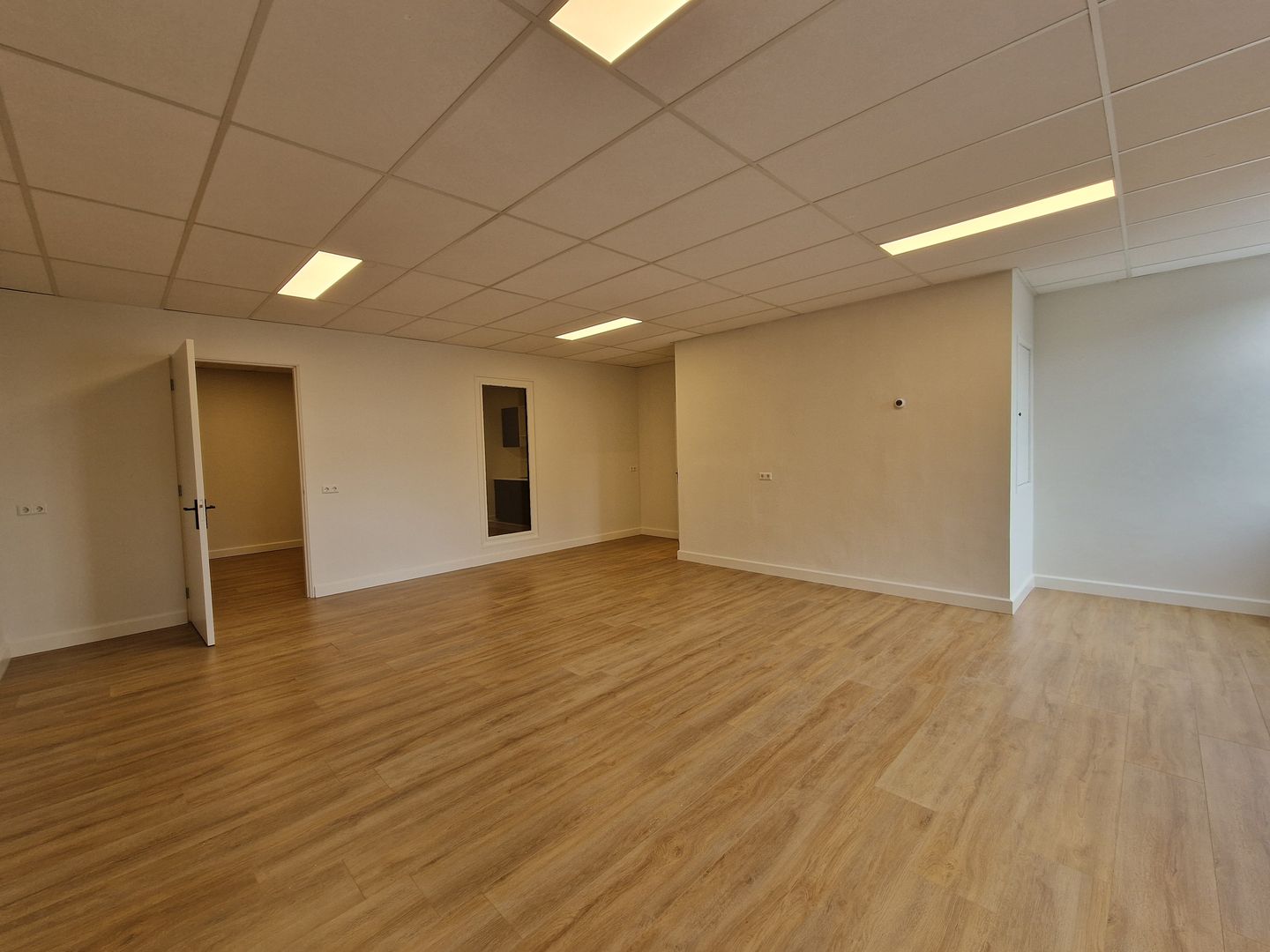 Bekijk foto 3 van De Factorij 32-J