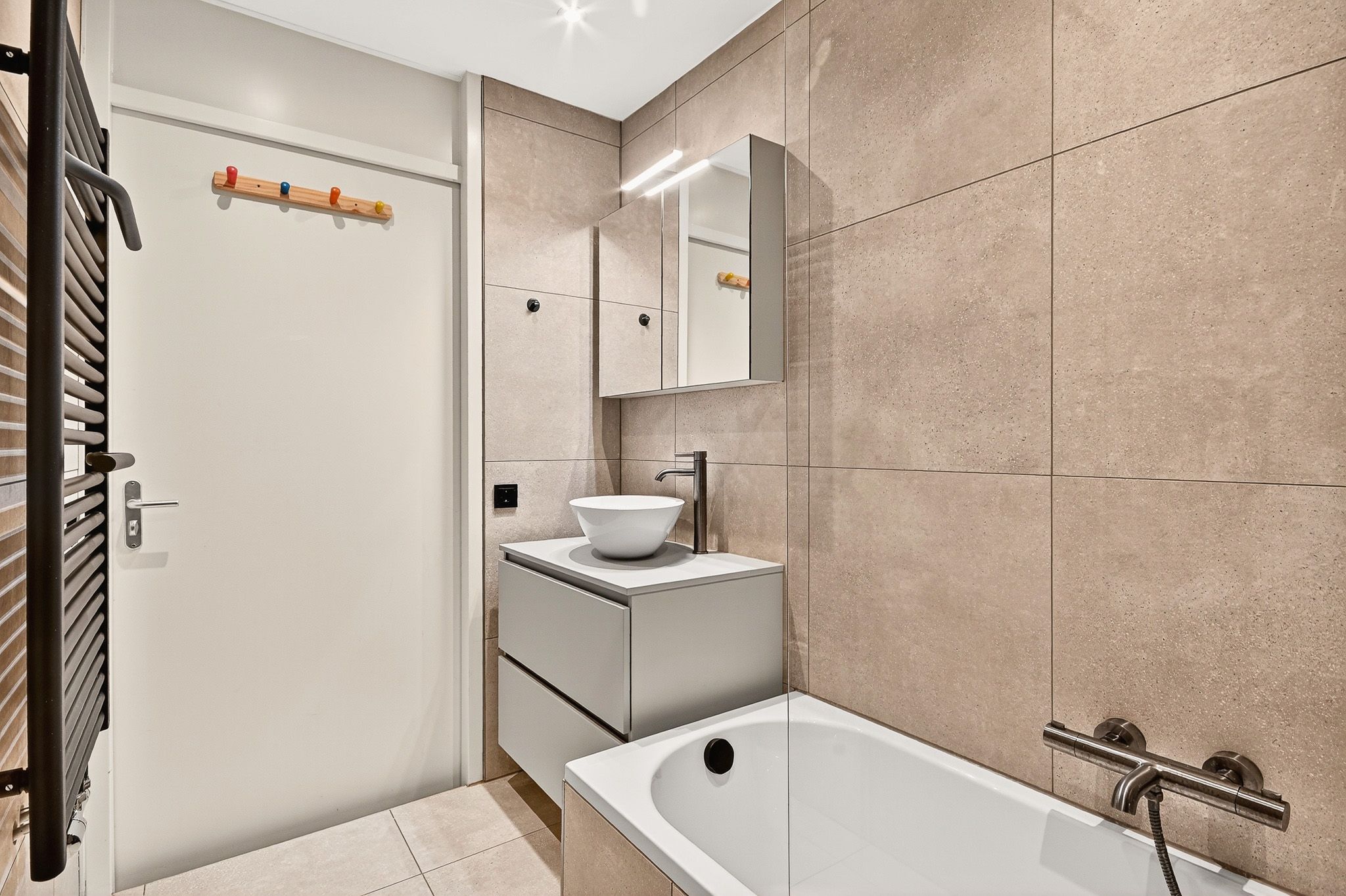 Foto 36 van Bos en Lommerplein 38