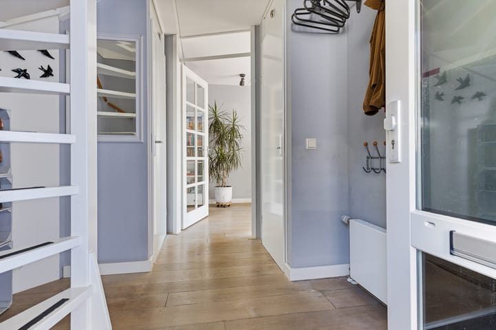 Photo 4 of Taco Haringastraat 18