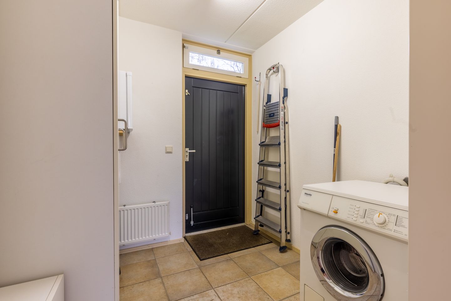 Photo 14 of Wolbarg 9