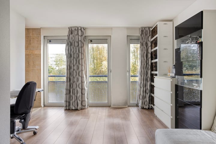 Foto 10 van Trinidadstraat 15