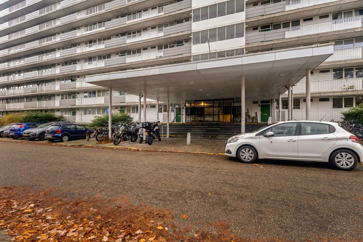 Photo 4 of Anna Paulownalaan 170