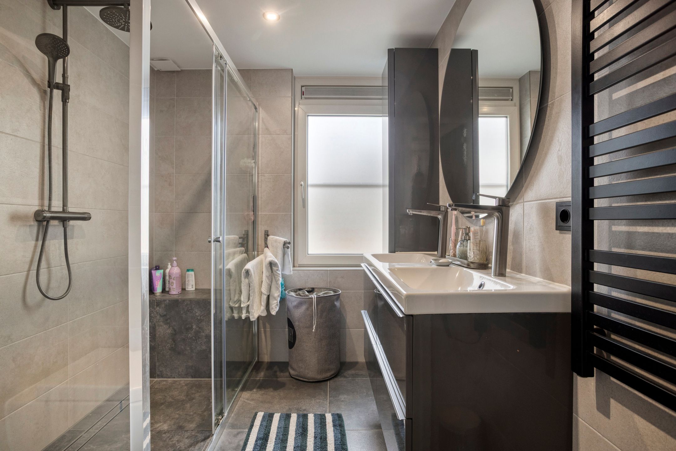 Photo 3 of Kamillestraat 8