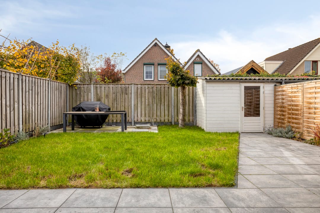 Photo 22 of Kamillestraat 8