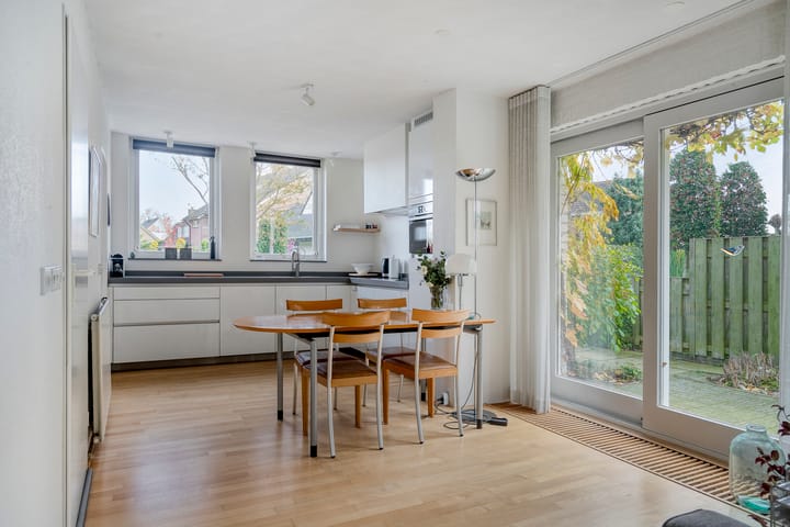 Photo 11 of Wethouder Ten Hamlaan 57