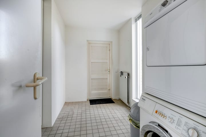 Photo 21 of Wethouder Ten Hamlaan 57