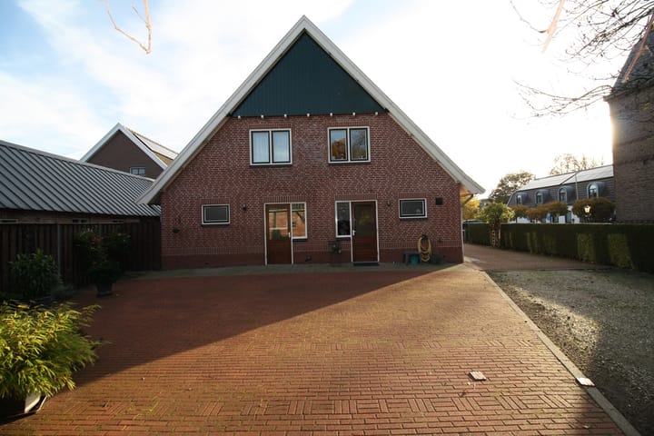 Photo 3 of Oosteinde 23