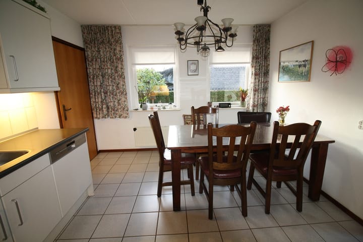 Photo 10 of Oosteinde 23