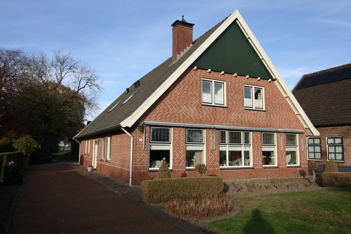 Photo 37 of Oosteinde 23