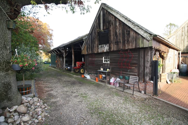 Photo 41 of Oosteinde 23