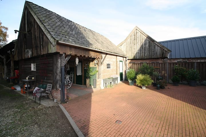 Photo 49 of Oosteinde 23