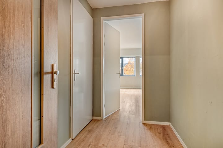 Foto 18 van Arnoldus Asselbergsstraat 1-G