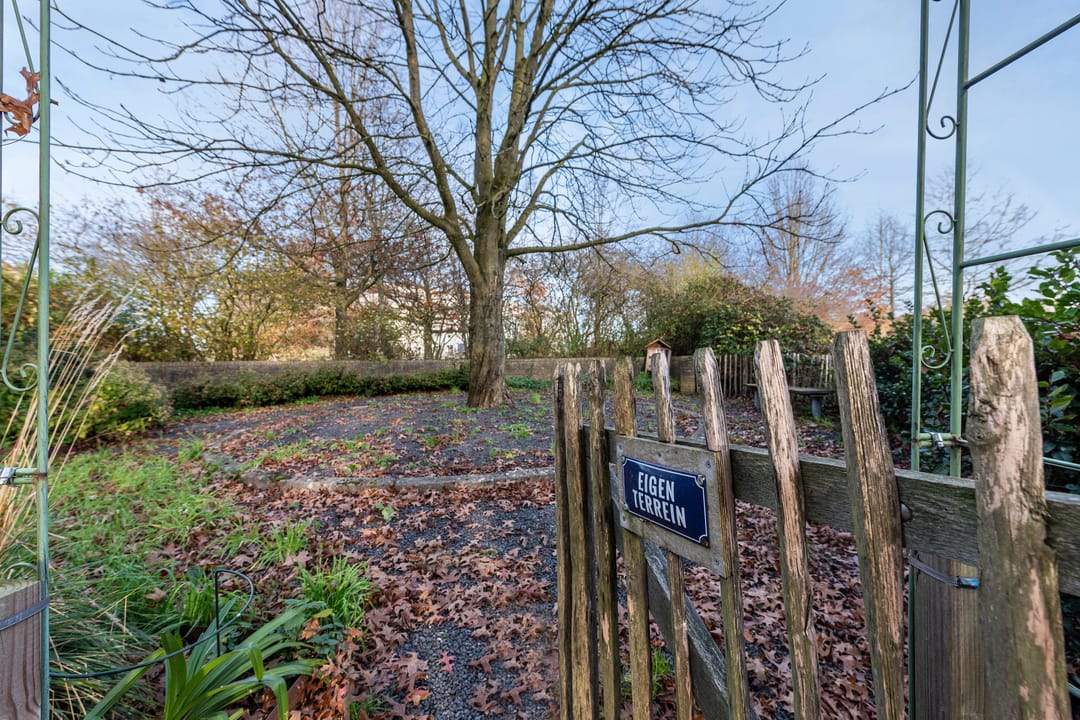 Photo 32 of Curiestraat 12