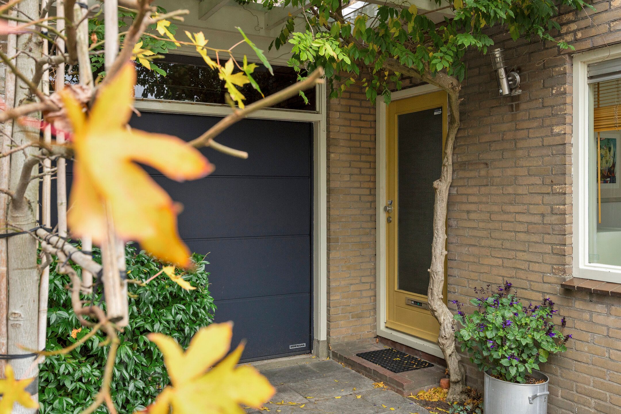 Foto 24 van Florastraat 9