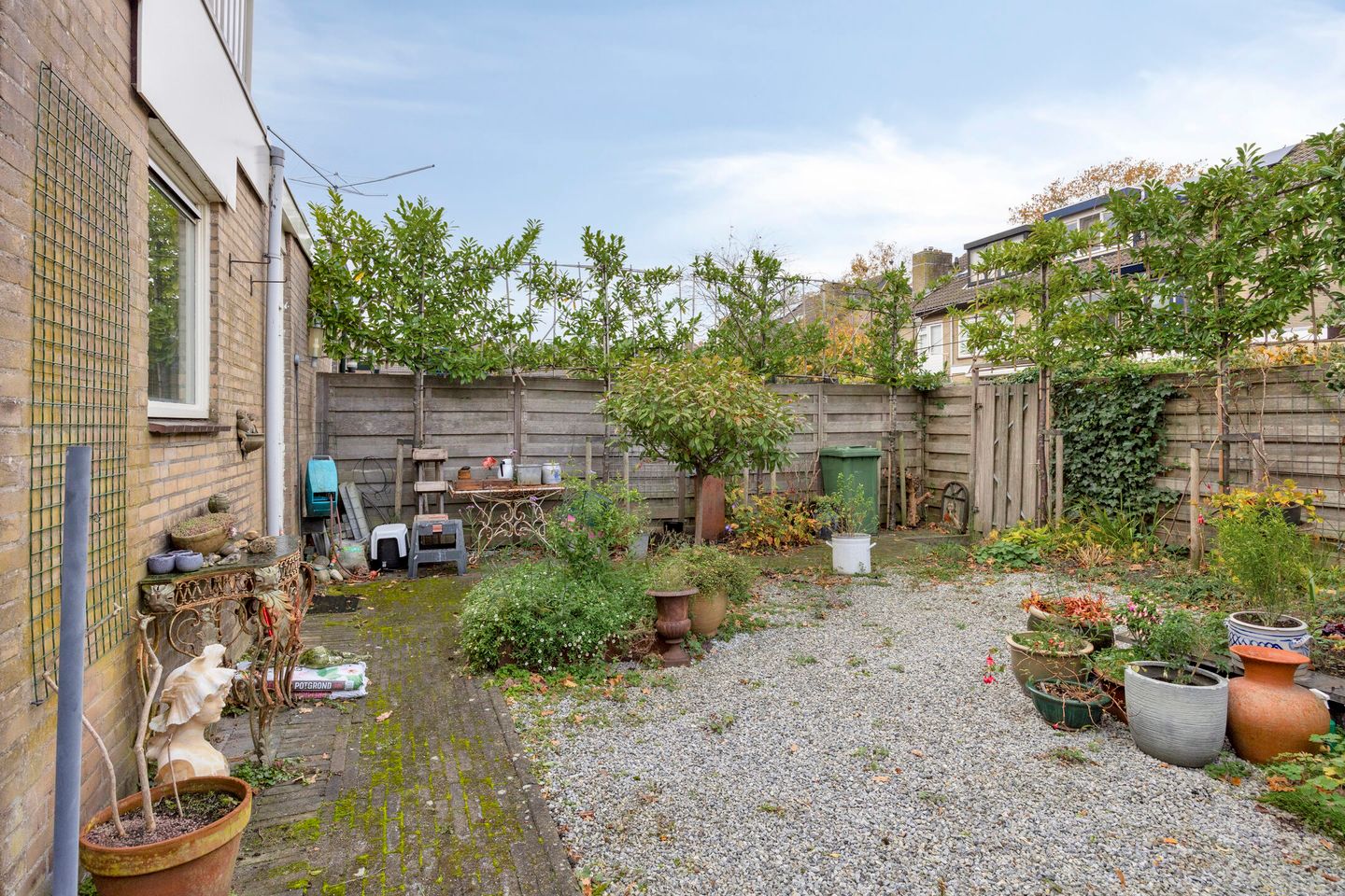 Foto 29 van Florastraat 9