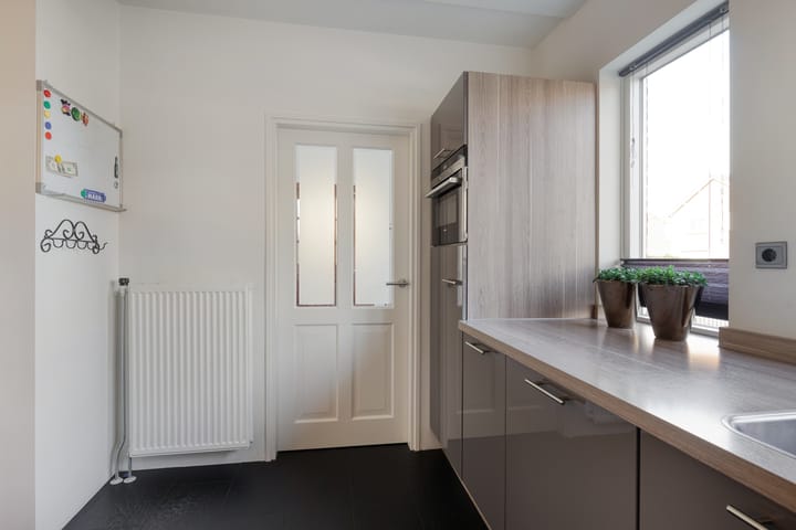 Foto 14 van van Lyndenstraat 10-A