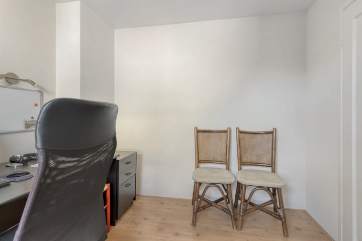 Foto 25 van van Lyndenstraat 10-A