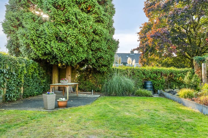 Foto 37 van van Lyndenstraat 10-A