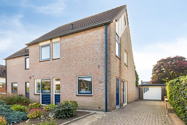 Foto 41 van van Lyndenstraat 10-A