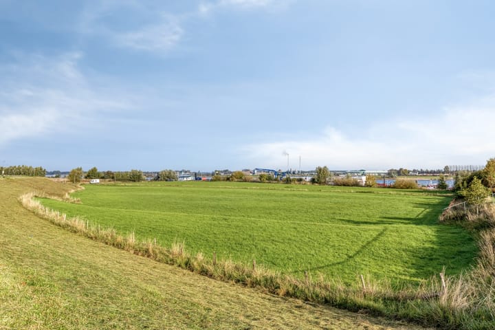 Foto 43 van van Lyndenstraat 10-A