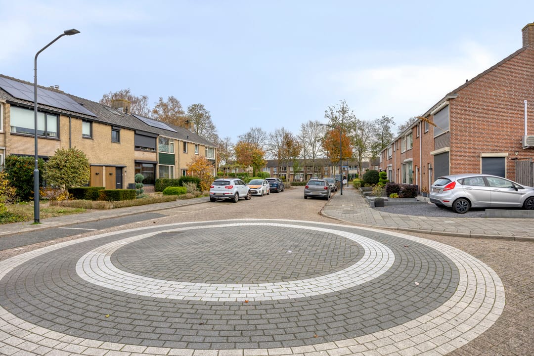 Foto 32 van Azaleastraat 29