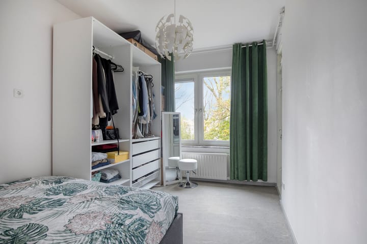 Photo 4 of Willem Molengraaffstraat 20-1