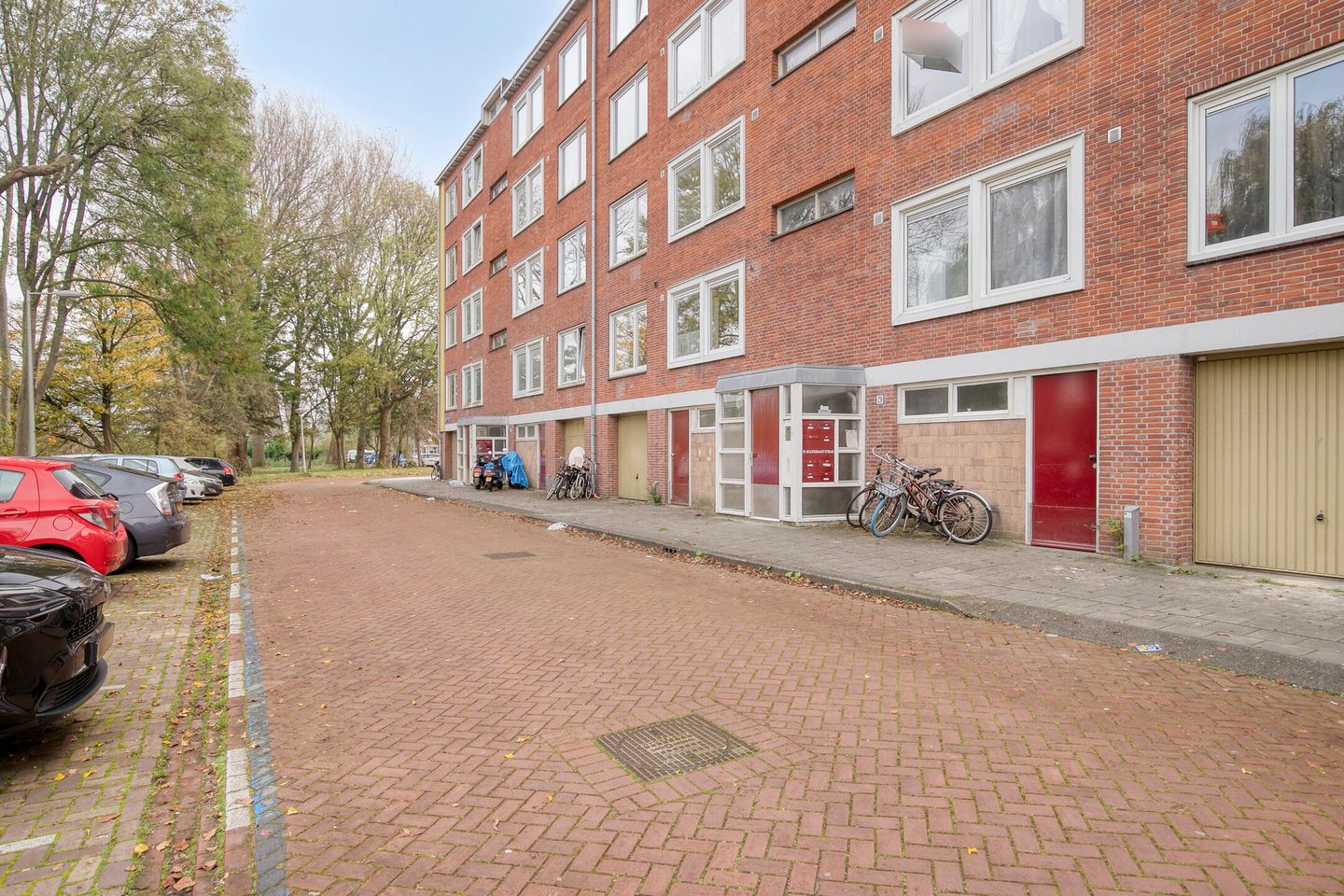 Photo 10 of Willem Molengraaffstraat 20-1