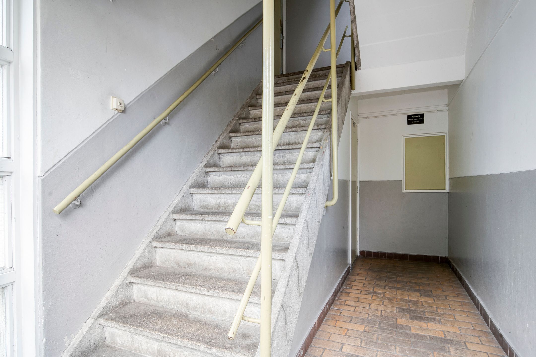 Photo 12 of Willem Molengraaffstraat 20-1