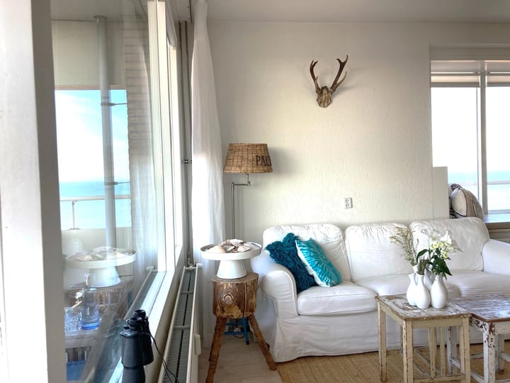 Photo 3 of Passage 3-F47