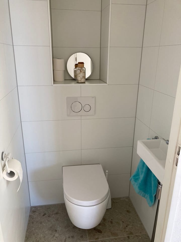 Photo 11 of Passage 3-F47