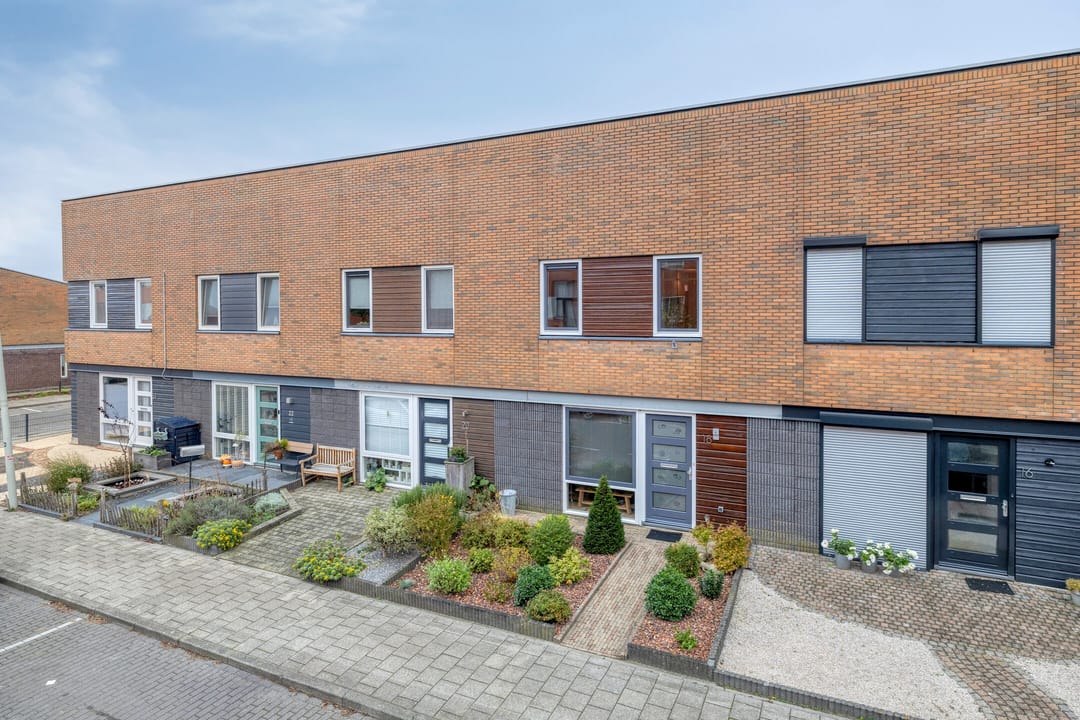 Foto 1 van Watersnip 18