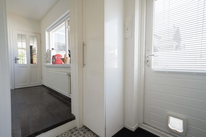 Foto 12 van Cornelis Matersweg 12