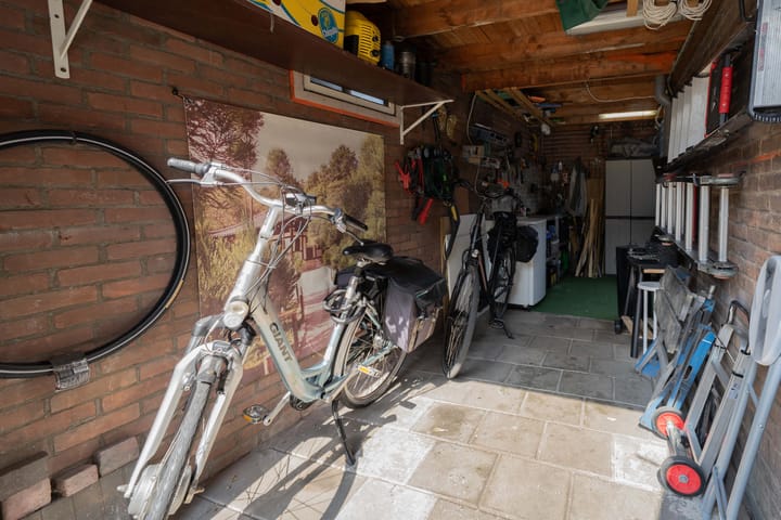 Foto 37 van Cornelis Matersweg 12