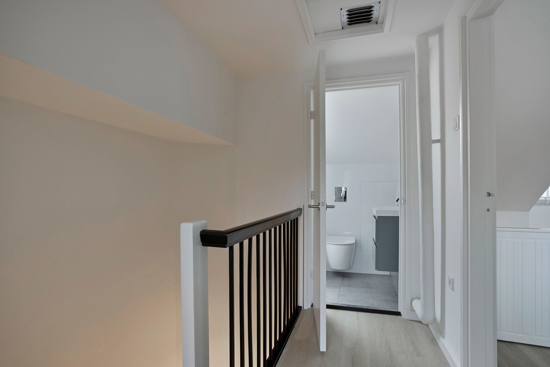 Foto 27 van van Meursstraat 47