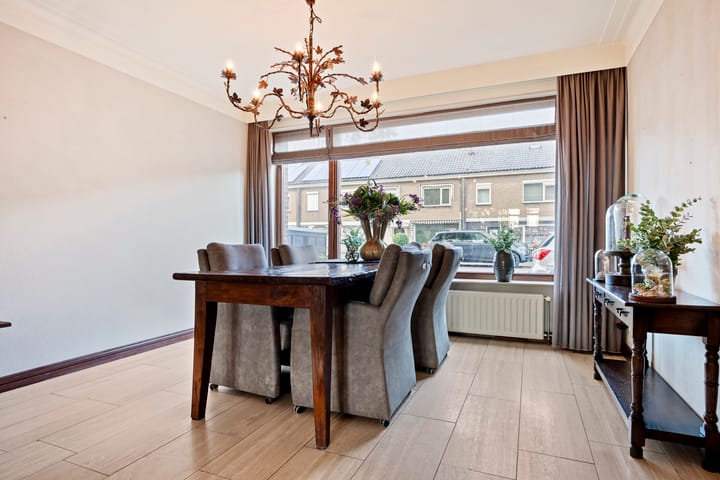 Photo 9 of Rijnstraat 435